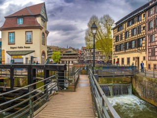 Rompecabezas «Bridge in Strasbourg»