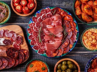 Jigsaw Puzzle «Meats and snacks»