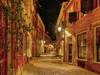 Bulmaca «Night in the old town»