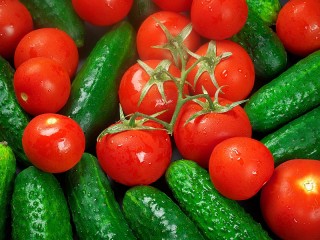 Слагалица «Cucumbers and tomatoes»
