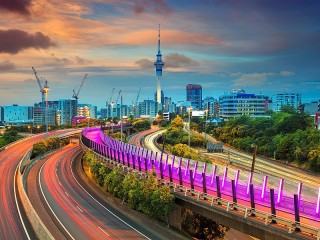 Jigsaw Puzzle «Auckland city at sunset»