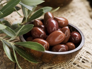 Jigsaw Puzzle «Olives in a bowl»