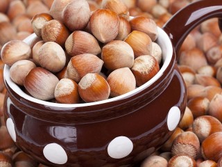 Bulmaca «Nuts»