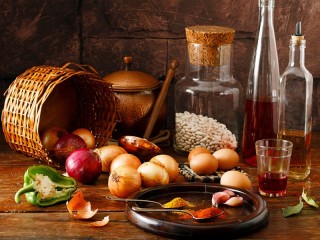 Jigsaw Puzzle «Vegetables and bottles»