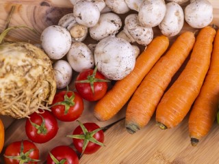Jigsaw Puzzle «Vegetables with mushrooms»