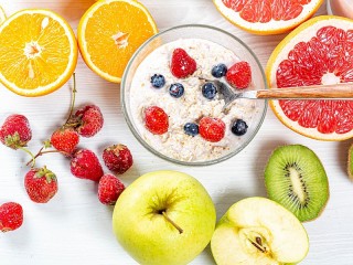 Jigsaw Puzzle «Oatmeal with berries»