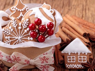 Jigsaw Puzzle «Cookies and berries»