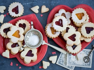 Jigsaw Puzzle «Cookies with jam»