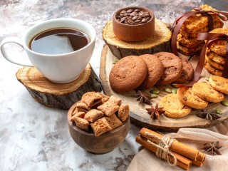 Slagalica «Cookies with cinnamon for coffee»