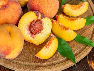 Jigsaw Puzzle «Peaches on a tray»
