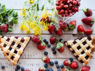 Пазл «Пирог и ягоды»