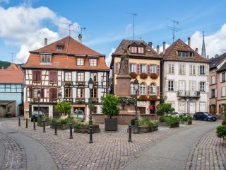 Jigsaw Puzzle «Place Sinn in Ribeauville»
