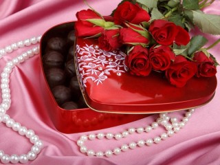 Пазл «Подарок розы конфеты»
