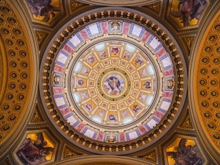 Quebra-cabeça «Ceiling in the church»