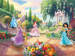 Пазл «Принцессы в саду»