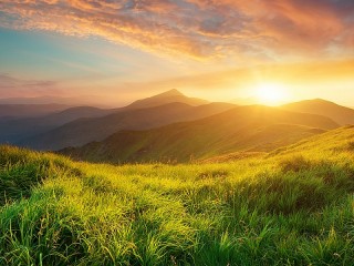 Jigsaw Puzzle «Dawn in the mountains»