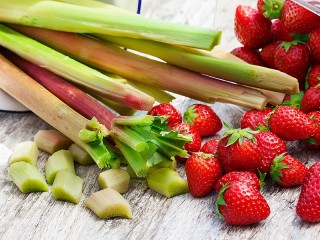 Zagadka «Rhubarb and strawberry»