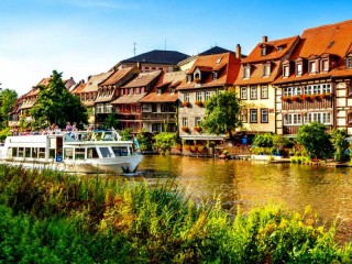Jigsaw Puzzle «fishing town»