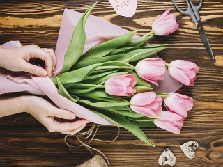 Jigsaw Puzzle «Pink tulips»