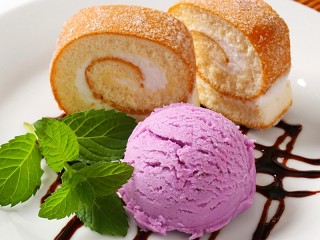 Puzzle «Roll and ice cream»
