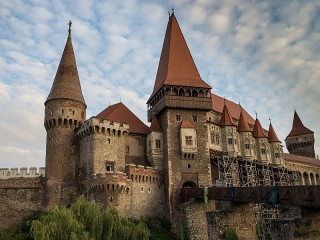 Jigsaw Puzzle «Romanian castle»