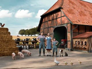 Quebra-cabeça «Family on the farm»