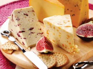 Puzzle «Cheese with figs»