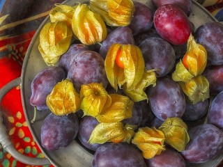 Jigsaw Puzzle «Plums and Physalis»
