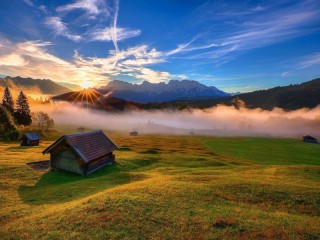 Jigsaw Puzzle «Sun behind the mountains»