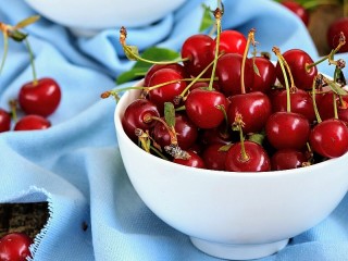 Puzzle «Ripe cherry»