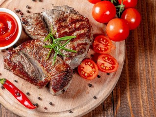 Jigsaw Puzzle «Steak and tomatoes»