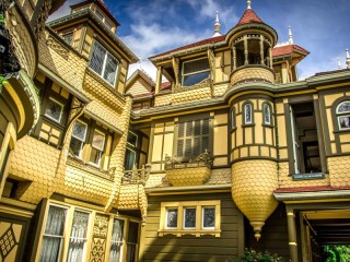 Puzzle «Winchester Mystery House»