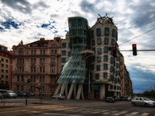 Jigsaw Puzzle «dancing House»