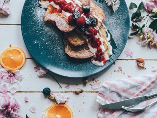 Puzzle «Toast with Berries»