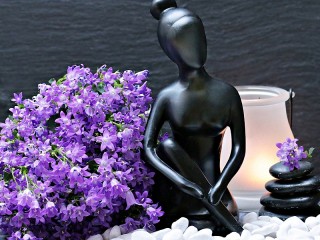 Jigsaw Puzzle «Flowers and figurine»