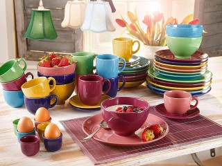Пазл «Цветная посуда»