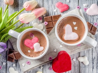 Jigsaw Puzzle «Tulips and chocolate»