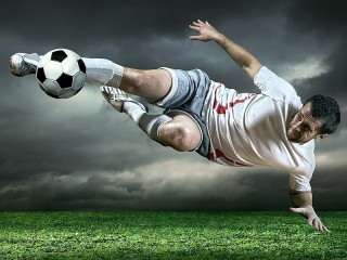 Jigsaw Puzzle «Kick the ball»