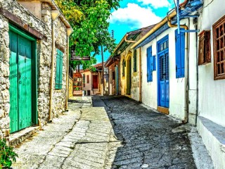 Jigsaw Puzzle «Street in Cyprus»