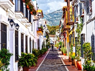 Slagalica «Street in Malaga»