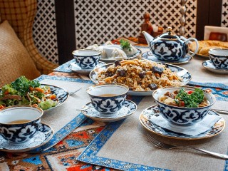 パズル «Uzbek teahouse»