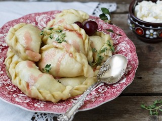 Jigsaw Puzzle «Dumplings with cherry»