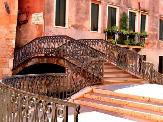 Rompicapo «Venetian bridge»