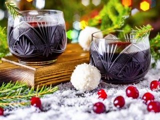 Jigsaw Puzzle «Wine and cranberry»