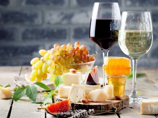 Пазл «Вино и закуска»