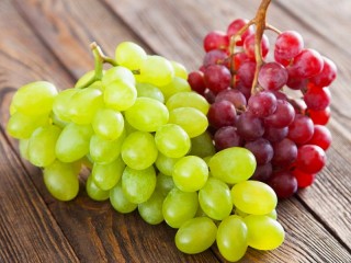 Jigsaw Puzzle «Grapes»