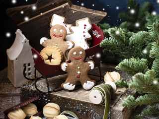 Jigsaw Puzzle «Cakes for the holiday»