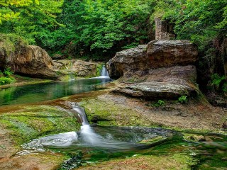 Rätsel «Waterfall and whirlpool»