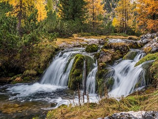 Puzzle «Waterfall in Italy»