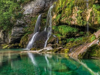 Пазл «Водопад в Словении»
